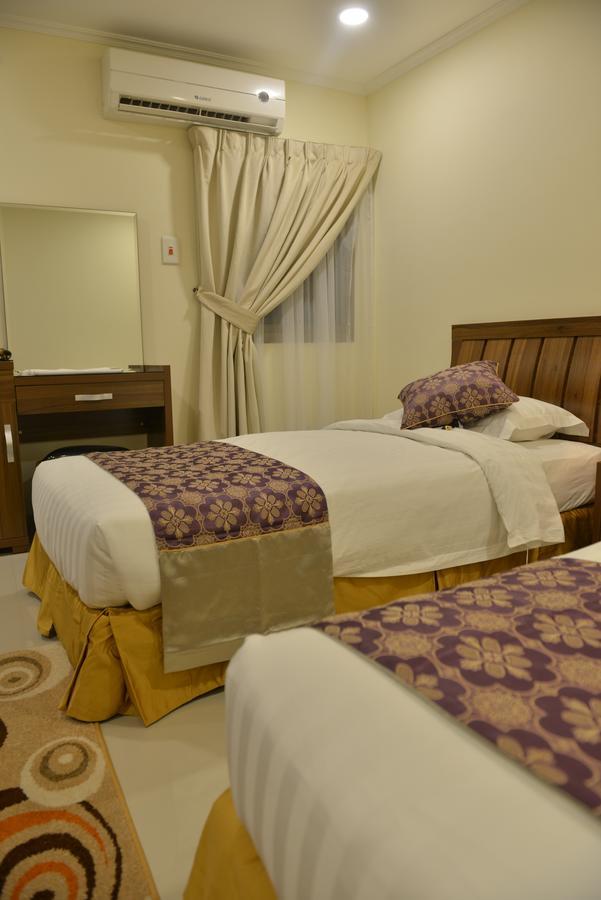 Al Jubail The First Tower Hotel מראה חיצוני תמונה