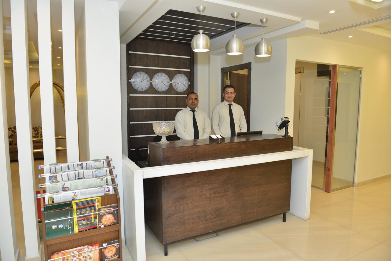 Al Jubail The First Tower Hotel מראה חיצוני תמונה