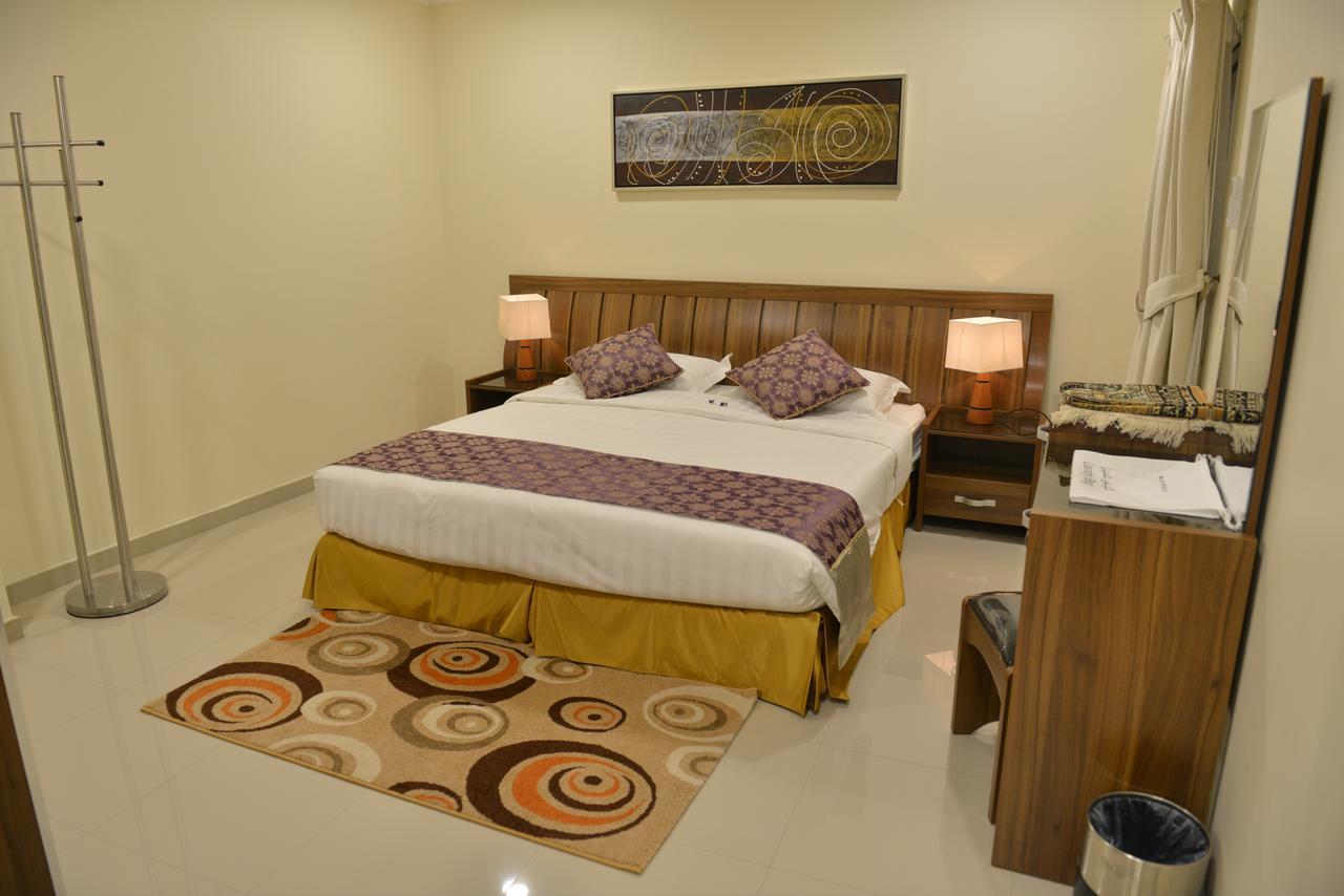 Al Jubail The First Tower Hotel מראה חיצוני תמונה