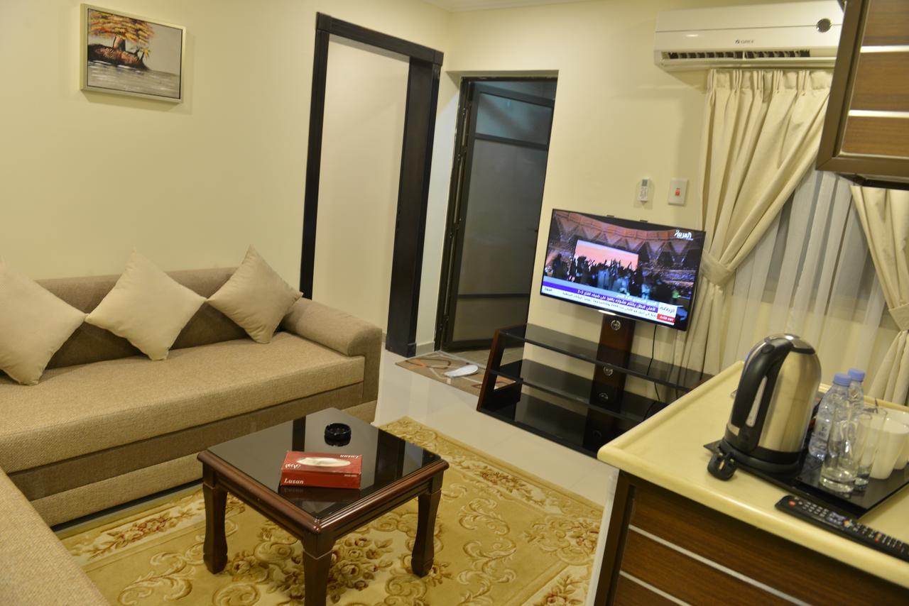 Al Jubail The First Tower Hotel מראה חיצוני תמונה